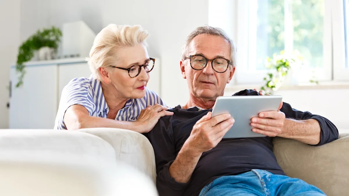 Simple Money Habits That Prevent Financial Stress Later in Life